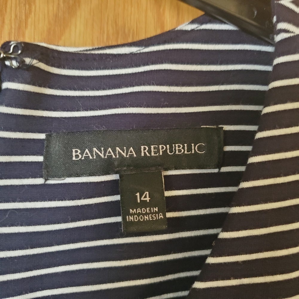 Banana Republic sleeveless halter sheath dress blue/white stripe size 14 - Picture 6 of 11